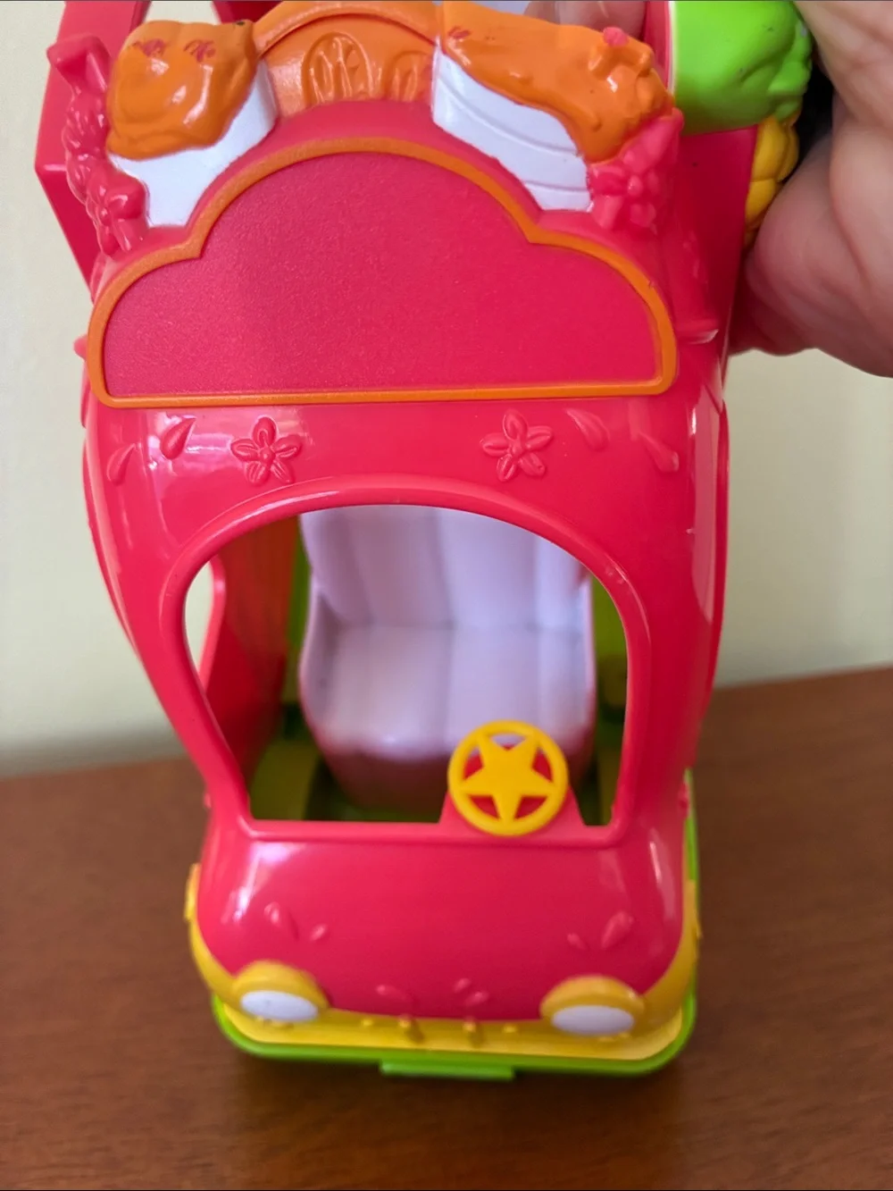 Shopkins Shoppies Groovy Smoothie Juice Truck